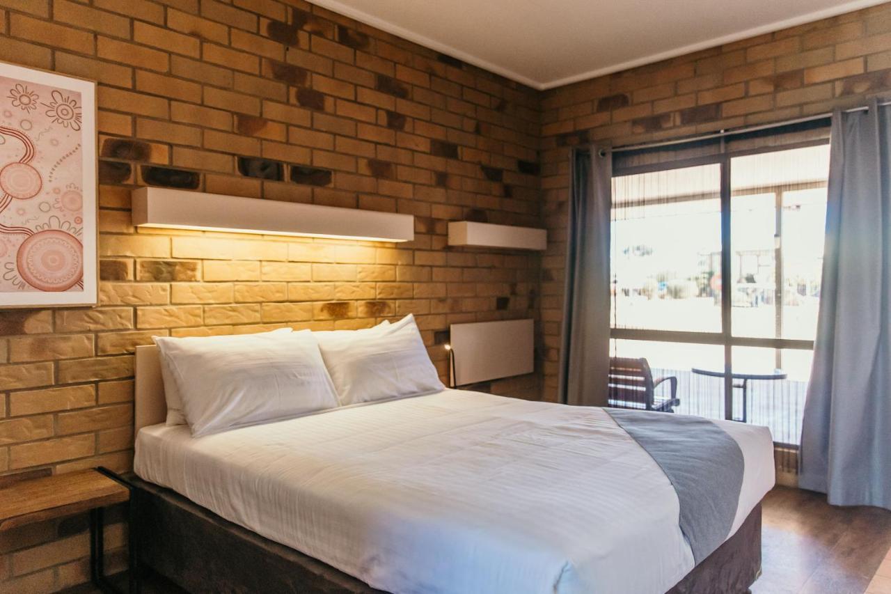 Abacus Motel Mount Isa Exteriér fotografie