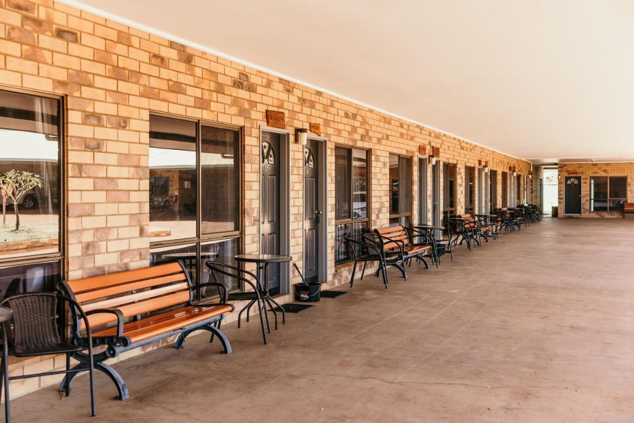 Abacus Motel Mount Isa Exteriér fotografie
